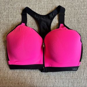 Victoria’s Secret sports bra size 36DDD
